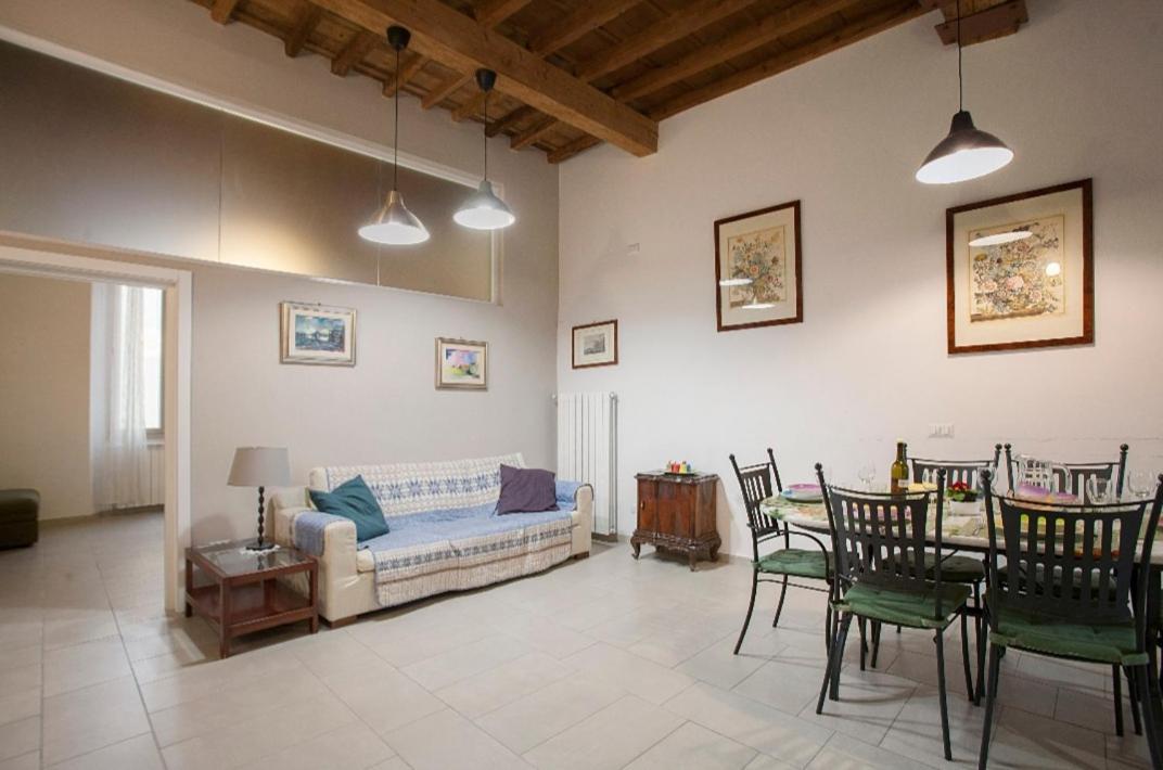Apartament Lg House With Balcony Near Ponte Vecchio Florencja Zewnętrze zdjęcie